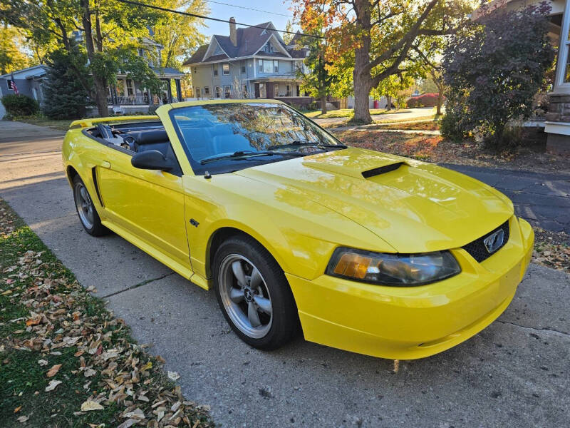2002 Ford Mustang GT Deluxe