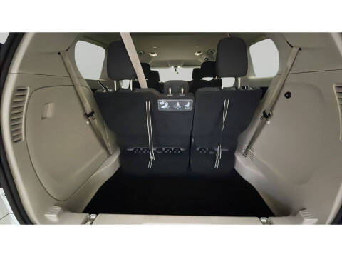 2020 Chrysler Voyager LX