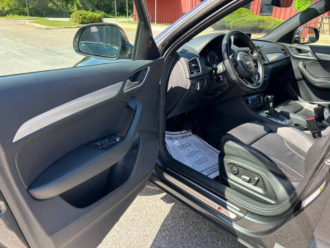 2018 Audi Q3 2.0T quattro Premium Plus