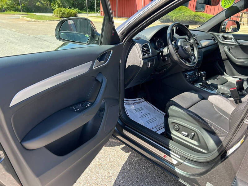 2018 Audi Q3 2.0T quattro Premium Plus