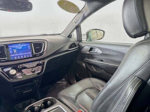 2018 Chrysler Pacifica Touring L Plus