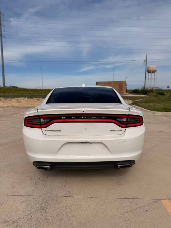 2015 Dodge Charger SXT
