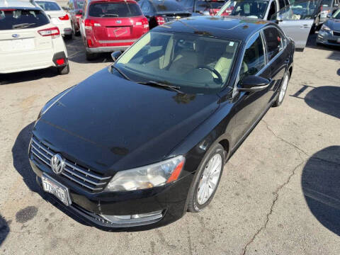 2012 Volkswagen Passat SEL Premium PZEV