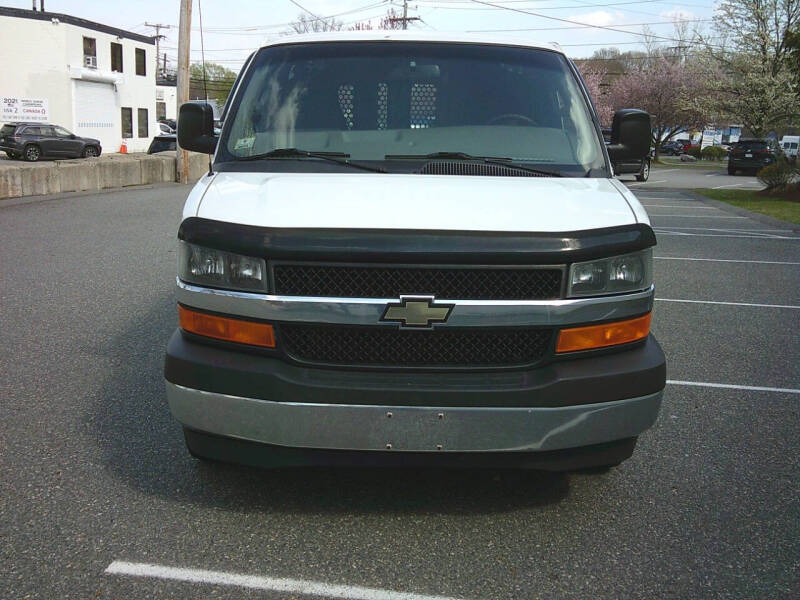 Used 2017 Chevrolet Express Cargo Work Van with VIN 1GCZGGFGXH1338706 for sale in Woburn, MA