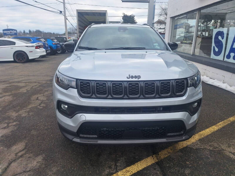 2026 Jeep Compass Latitude Altitude