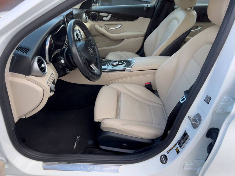 2017 Mercedes-Benz C-Class
