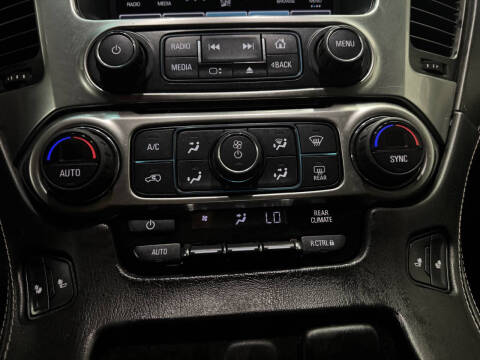 2017 Chevrolet Suburban LT