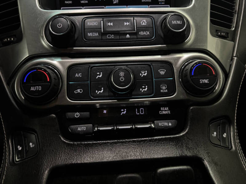 2017 Chevrolet Suburban LT