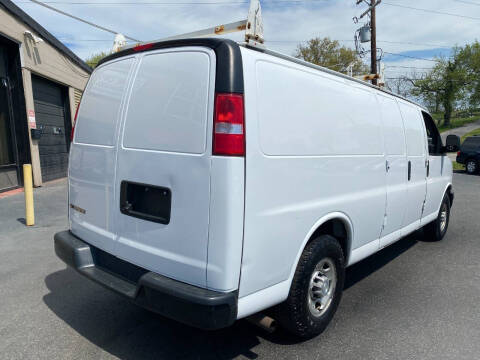 2019 Chevrolet Express 2500