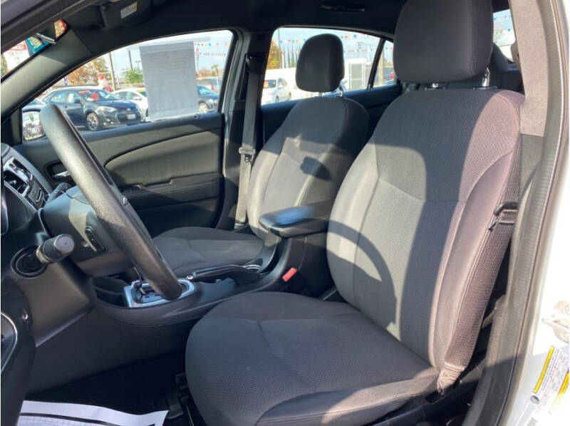 2012 Chrysler 200 LX