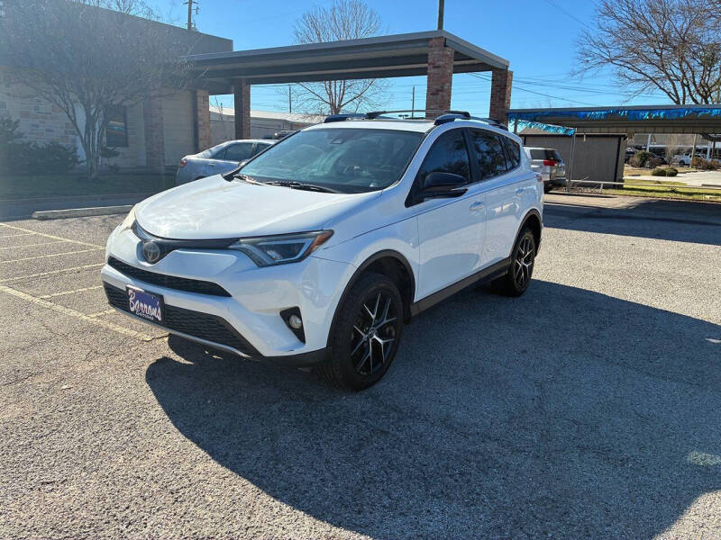 2017 Toyota RAV4 SE
