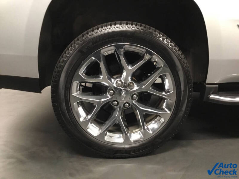 2017 Cadillac Escalade Luxury