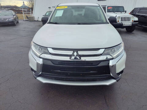 2018 Mitsubishi Outlander ES