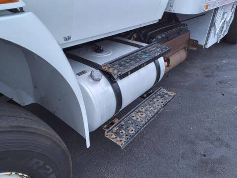 2013 International DuraStar 4400