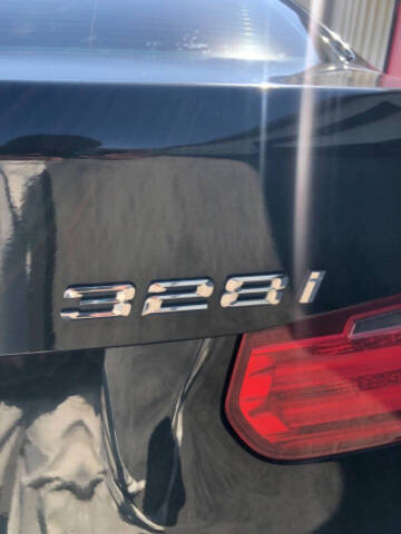 2015 BMW 3 Series 328i