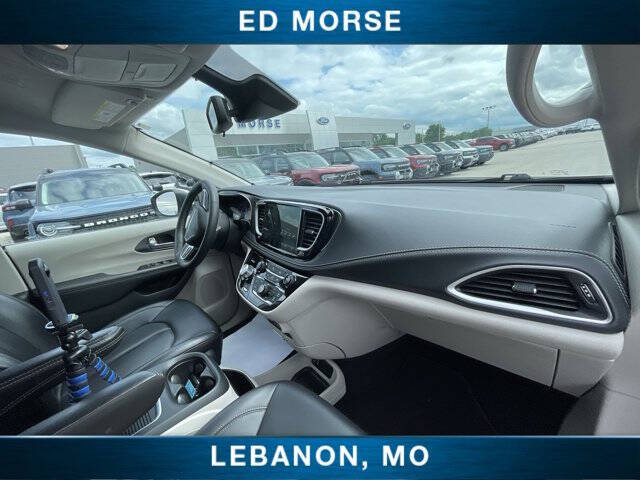 2023 Chrysler Pacifica Touring L