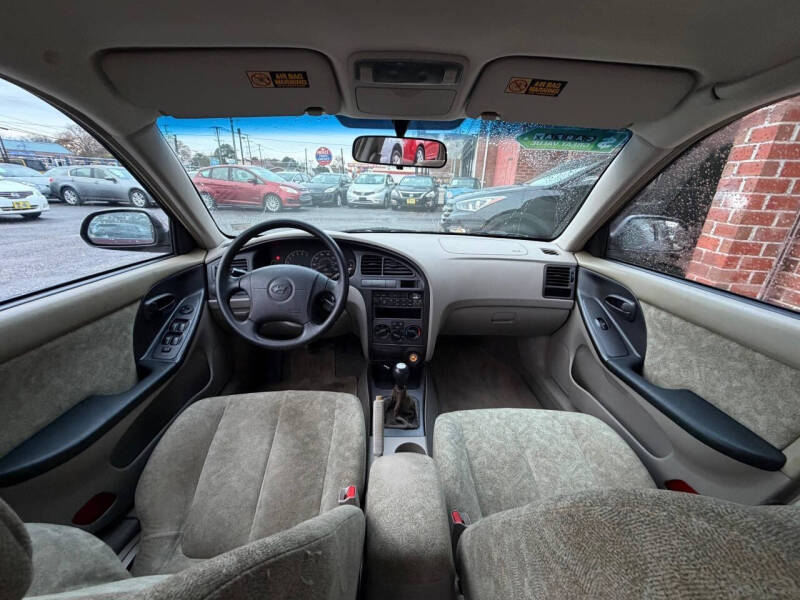 2001 Hyundai Elantra GLS