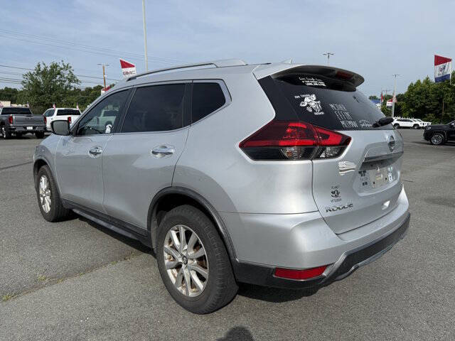 2018 Nissan Rogue SV