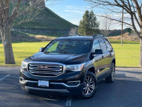 2017 GMC Acadia SLT-1