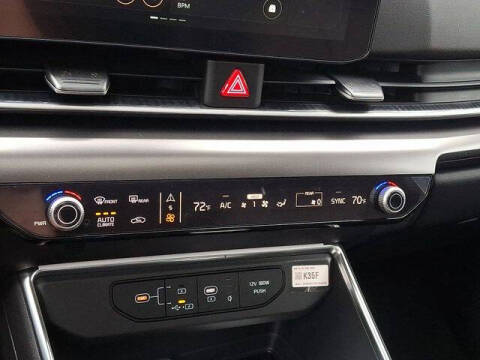 2026 Kia Carnival SX