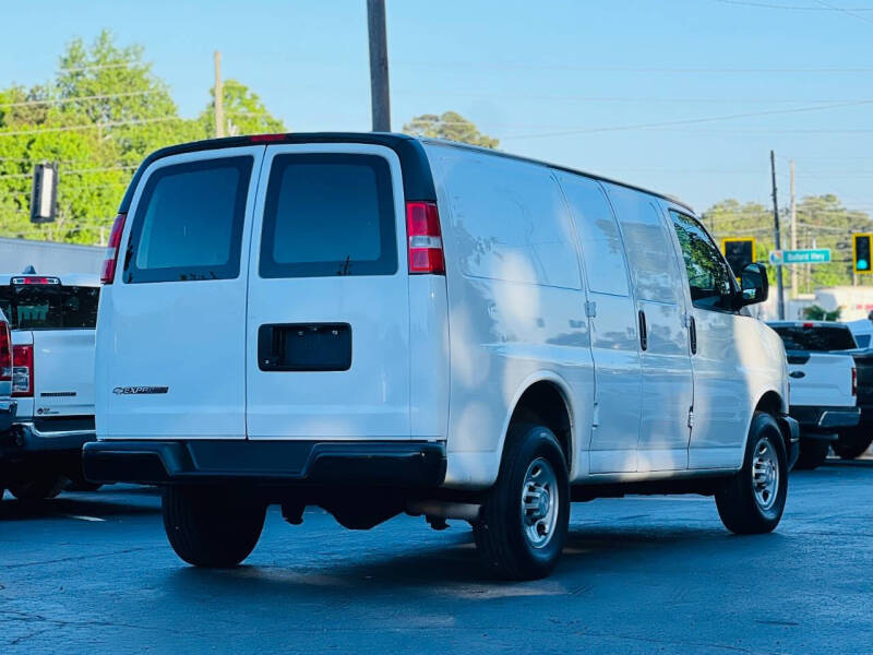 2019 Chevrolet Express 2500
