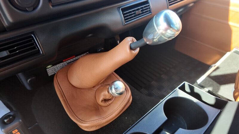 1983 Land Rover Defender