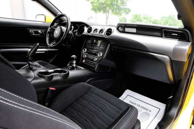 2017 Ford Mustang