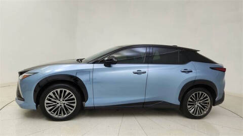 2023 Lexus RZ 450e Luxury