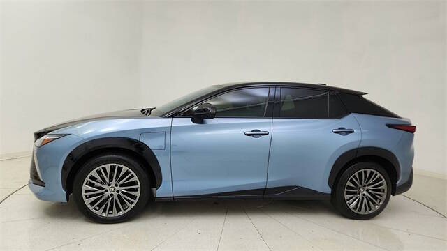 2023 Lexus RZ 450e Luxury
