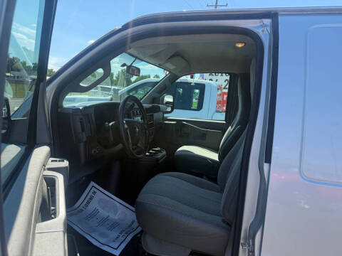 2017 Chevrolet Express 2500
