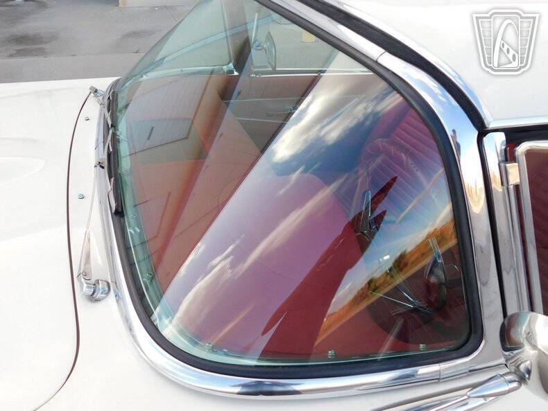 1957 Ford Thunderbird