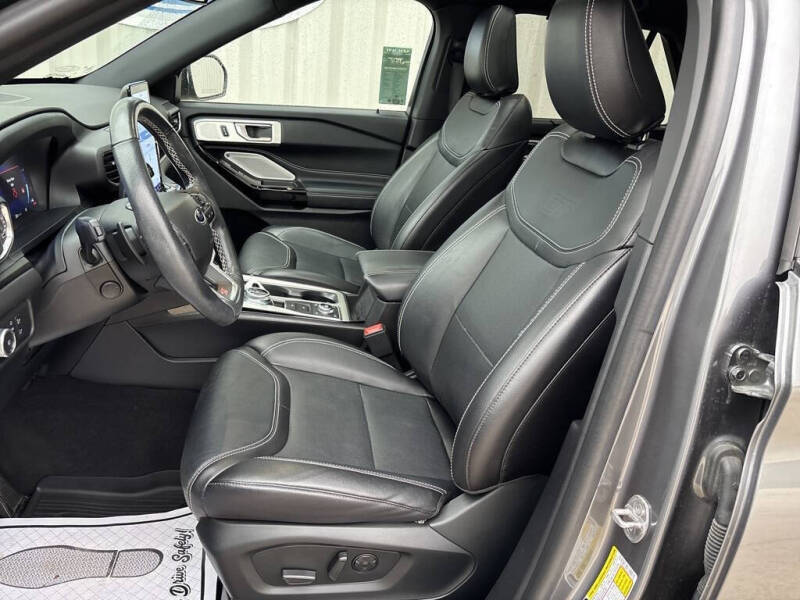 2022 Ford Explorer ST