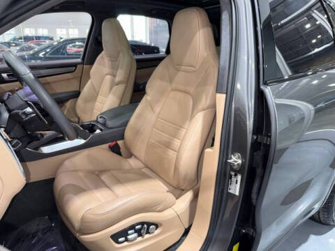 2020 Porsche Cayenne Turbo