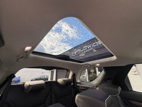 2017 Land Rover Discovery HSE