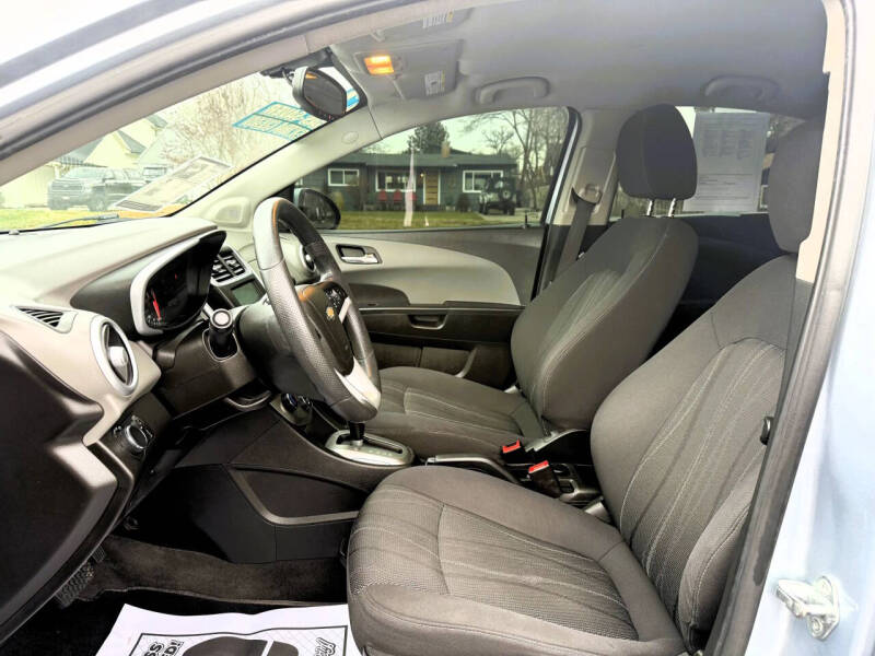 2017 Chevrolet Sonic LT Auto