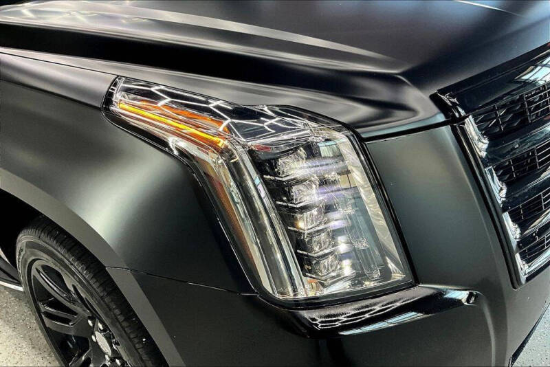2017 Cadillac Escalade Luxury