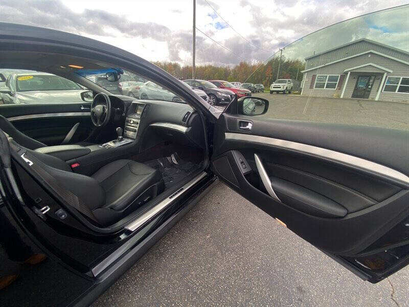 2015 Infiniti Q60 Coupe