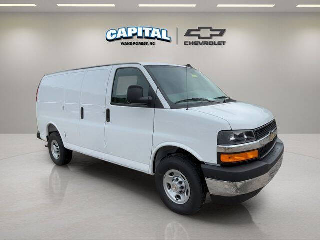 2025 Chevrolet Express 2500