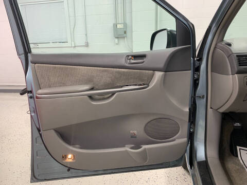 2006 Toyota Sienna LE 7 Passenger