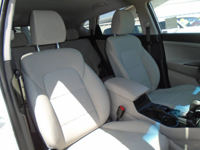 2020 Hyundai Tucson SE