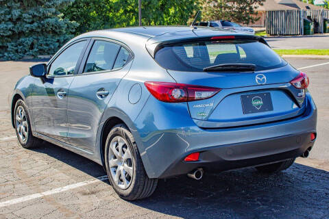 2015 Mazda MAZDA3 i Sport