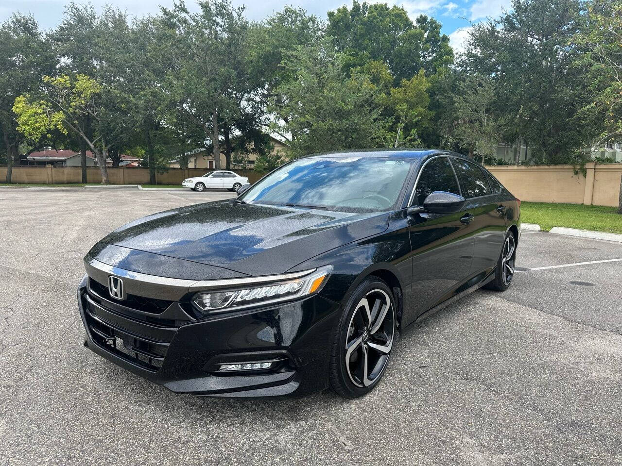 2018 HONDA Accord Sedan - $16,999