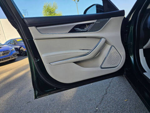 2022 Jaguar XF P250 SE