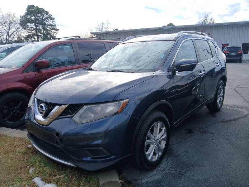 2017 Nissan Rogue SV's photo