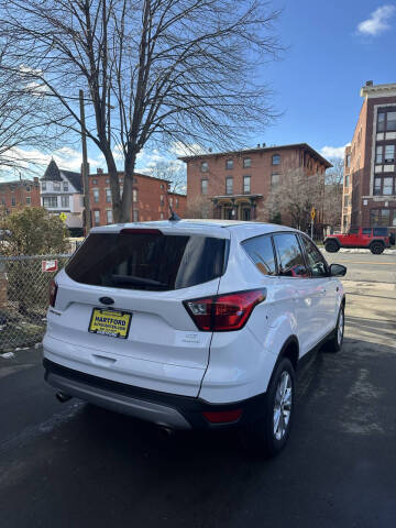 2019 Ford Escape SE
