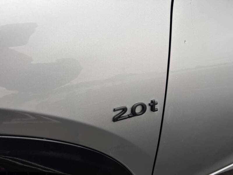 2018 Infiniti QX30 Premium