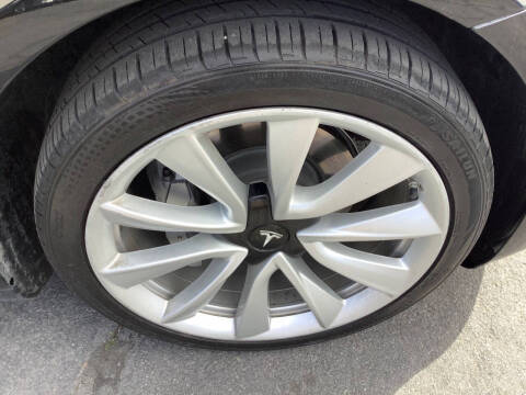 2019 Tesla Model 3 Standard Range Plus