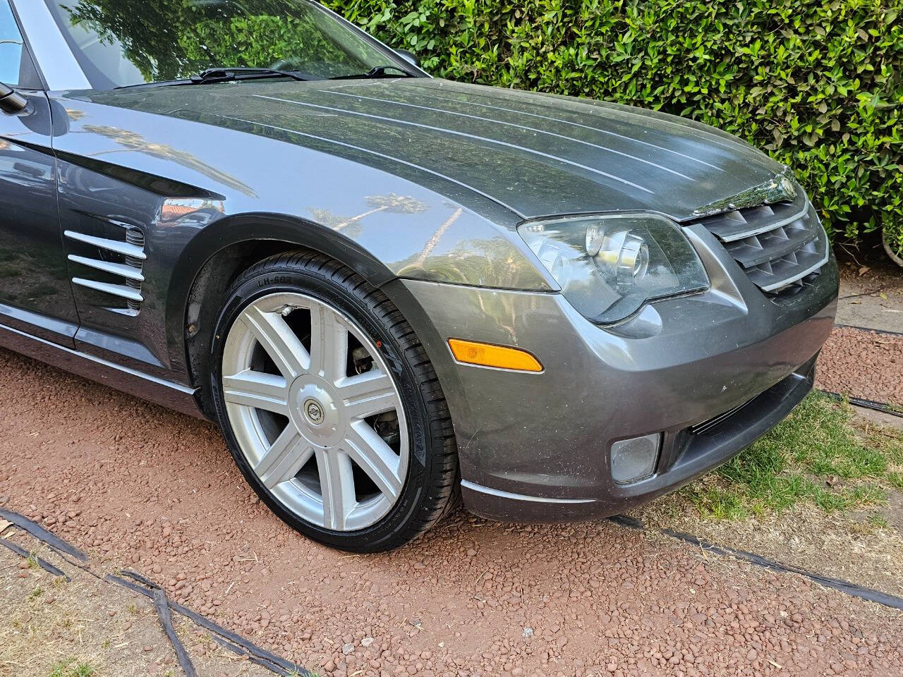 2005 Chrysler Crossfire 6
