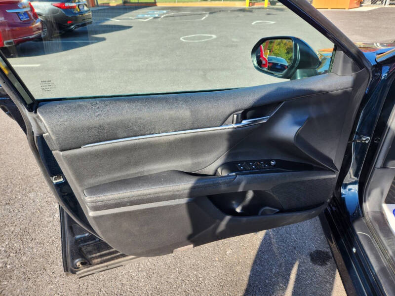 2019 Toyota Camry XLE