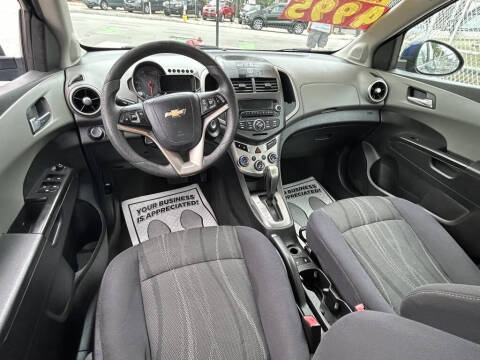 2013 Chevrolet Sonic LT Auto
